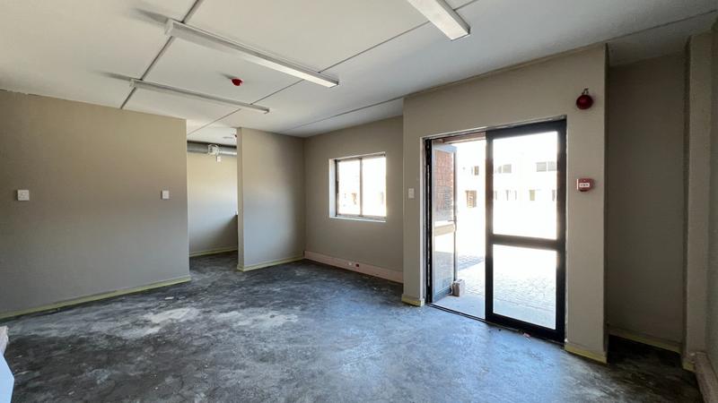 Commercial Property for Sale in Killarney Gardens Western Cape